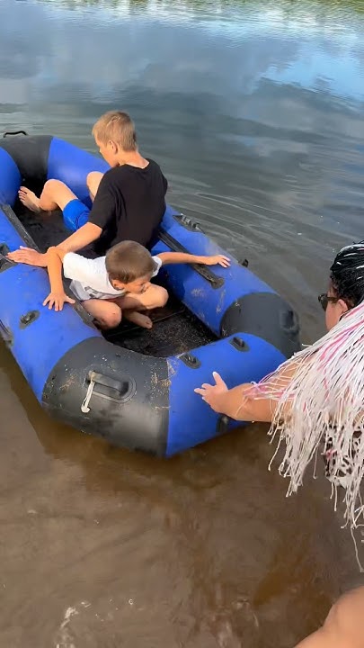 ЯЖЕМАТЬ отправила своих детей в свободное плавание..😬🚣‍♂️🙎‍♀️ - YouTube
