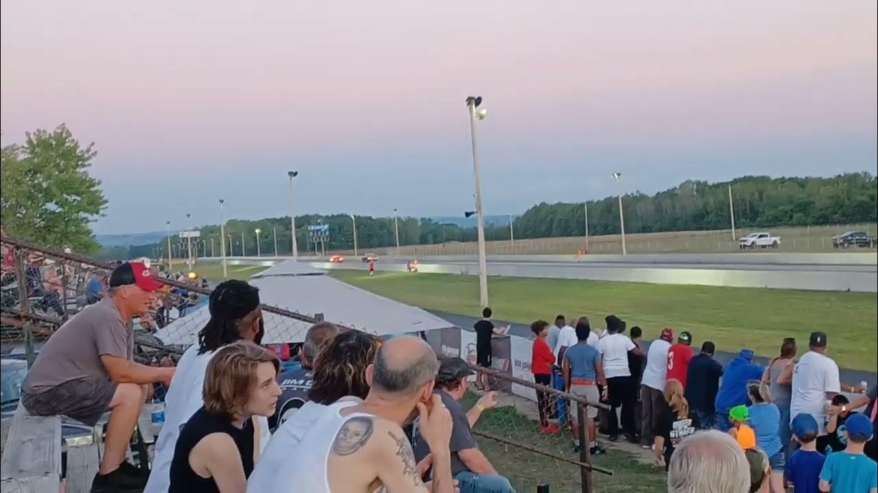 GTO vs Tesla Model s Plaid at JJ da boss' arm drop race. My buddy bet