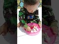 Makan Sendiri