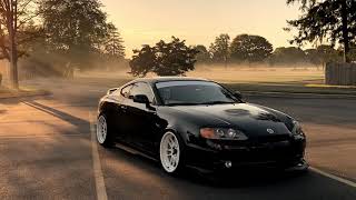 : Stanced Tiburon