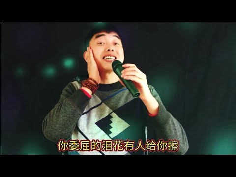 有一个人帮你收藏着所有成长的点滴，那个人就是母亲。【火星一锅】