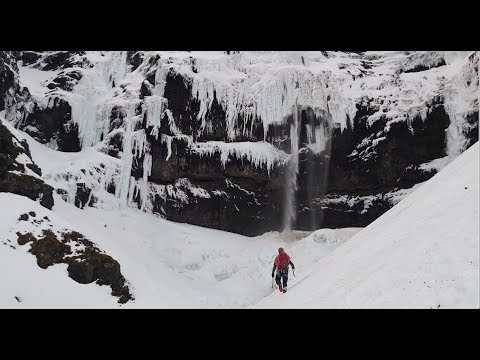 Ice climbing in Austurárdalur, Iceland — Brattabrekka — video poster