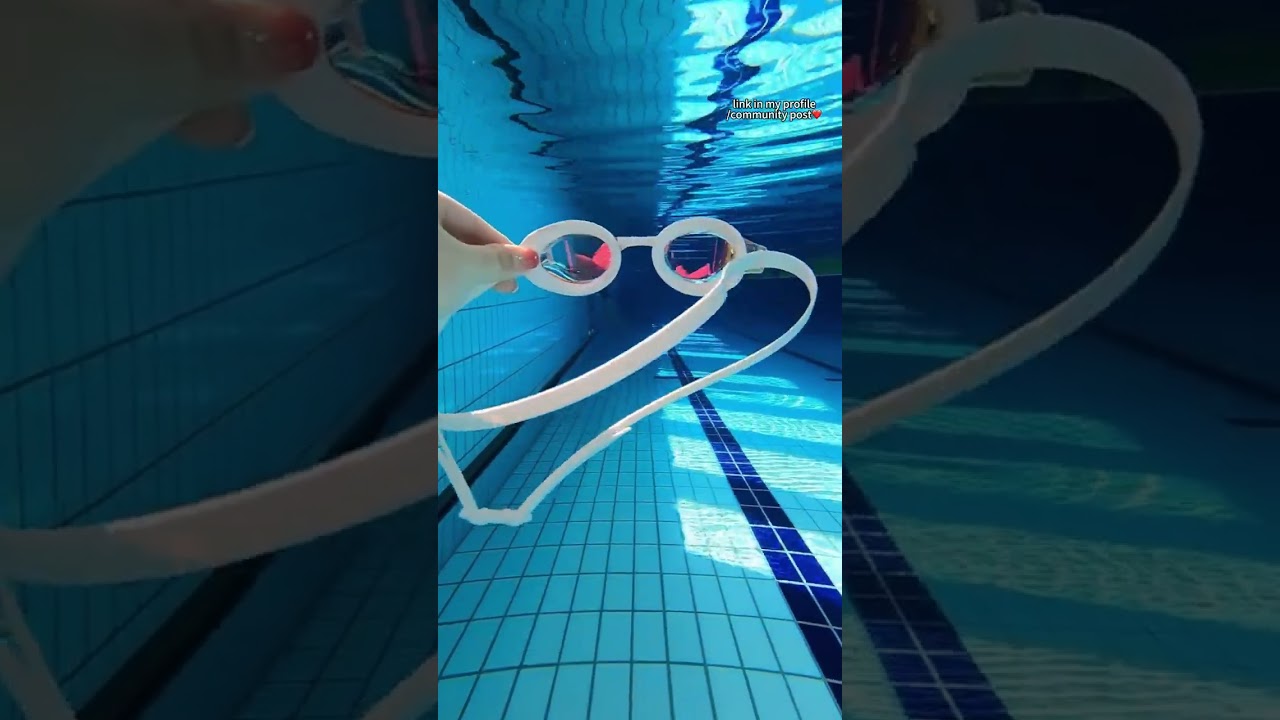 🌊👓See the world clearly, even underwater.  