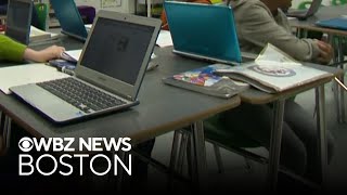 Student becoming less digitally literate despite constant use during school day survey says