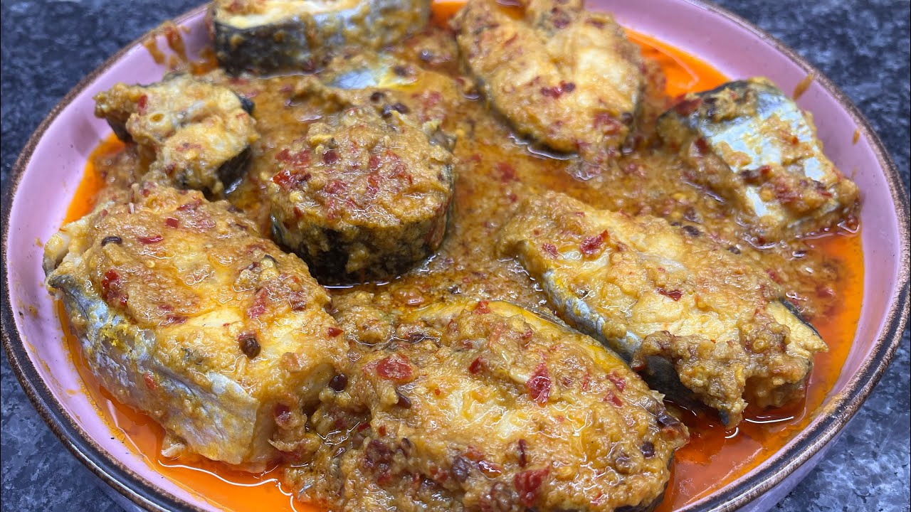 Red Chilli Garlic Fish Chutney | Fish Garlic Chutney Recipe - YouTube