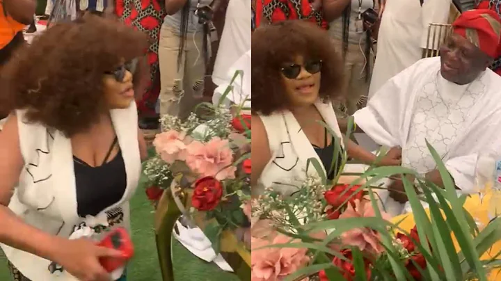 SHOCKING! MOMENT TOP NOLLYWOOD ACTRESS, TOYIN ABRAHAM CRAWLING TO GREET OBAS AT  ELEGUSHI EVENT
