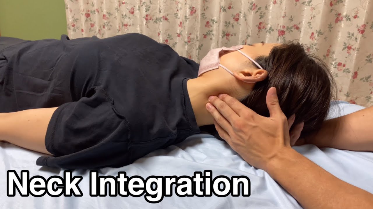 Neck Integrate Example Structural integration for shoulder girdle and neck - YouTube