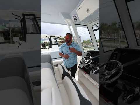 Robalo 270 Performance Comfort & Offshore Capability