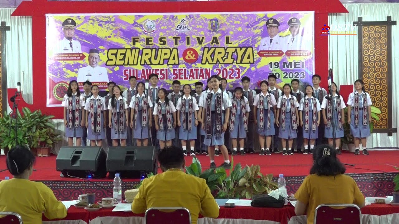 Juara 1 Paduan suara SMAN 1 Tana Toraja,
