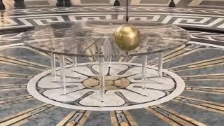 Amazing Foucault’s pendulum at Pantheon in Paris, France 🇫🇷