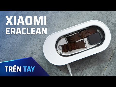 Trên tay máy làm sạch bằng sóng âm EraClean