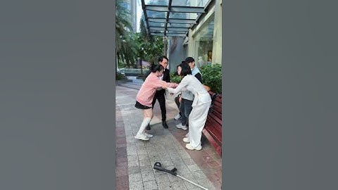Help the girl in time [CONDA NGUYEN] #condanguyen #kindness #goodman #hero #action #help #respect