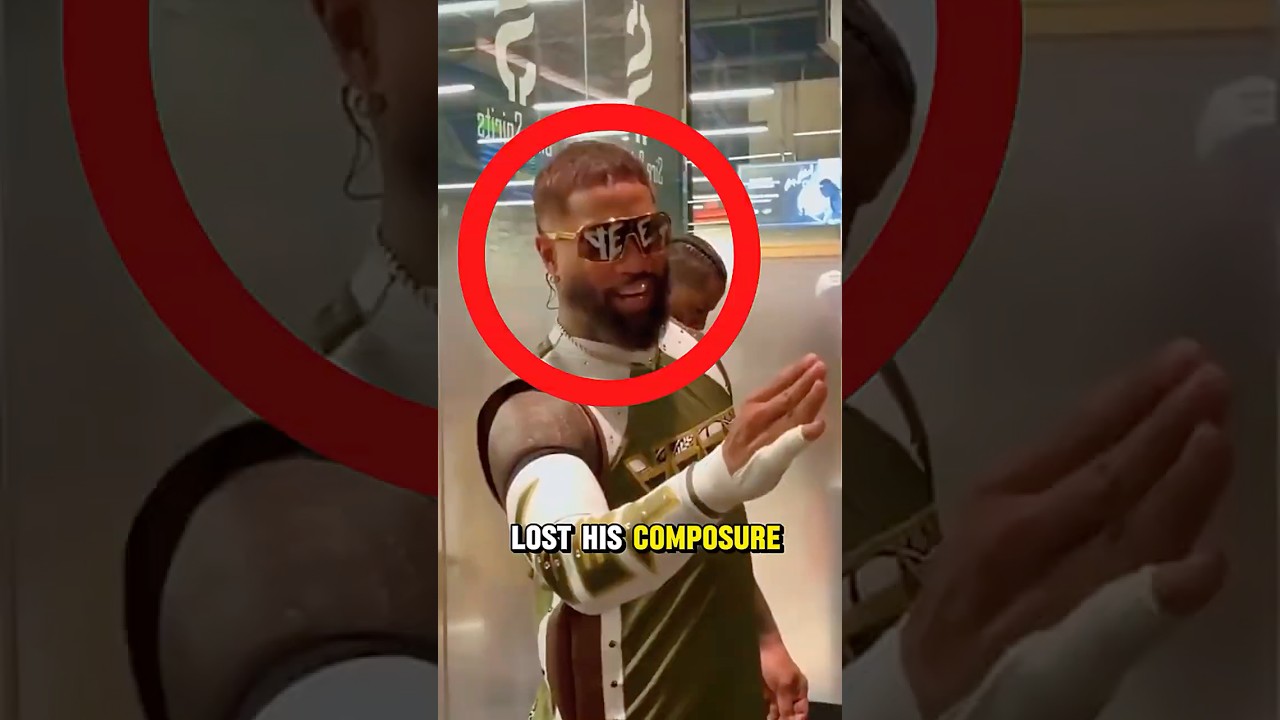 That Moment Fans Made Jey Uso Break Character 🤣 