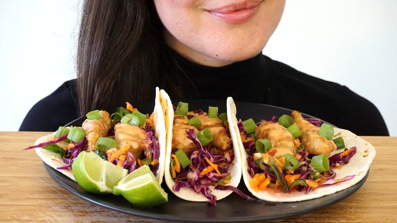 ASMR Eating Sounds: Vegan Fish Tacos (No Talking)