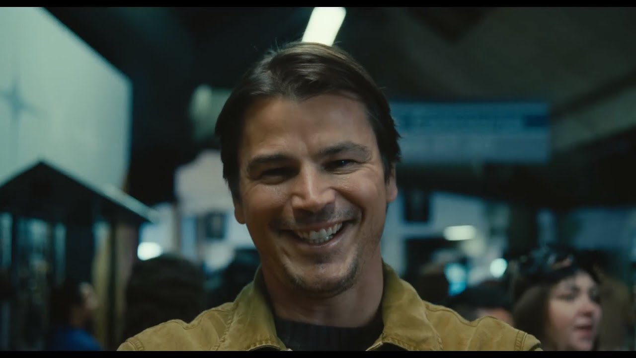 Trap 2024 Movie Recap | How a Serial Killer Takes His Daughter To A Concert Unaware Its a Trap?