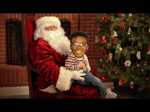 teen-santa-is-black-santa-is-asian-indian