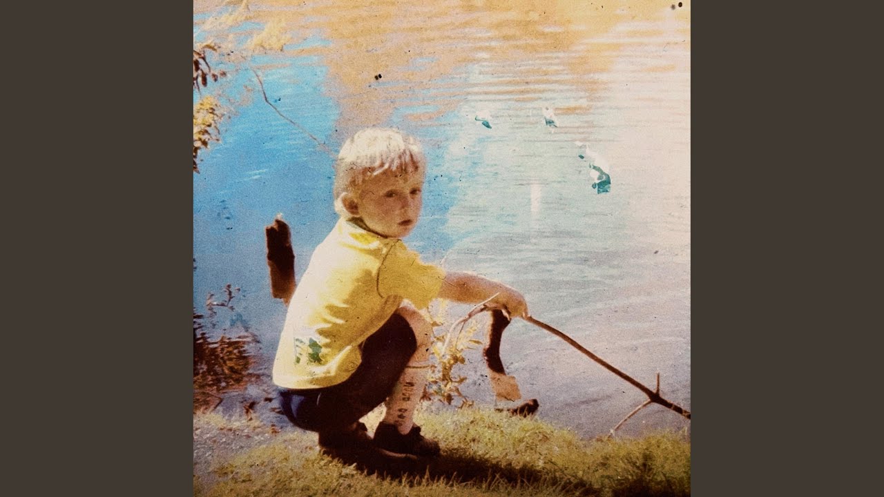 Guarda Left Behind su YouTube Guarda Left Behind su YouTube