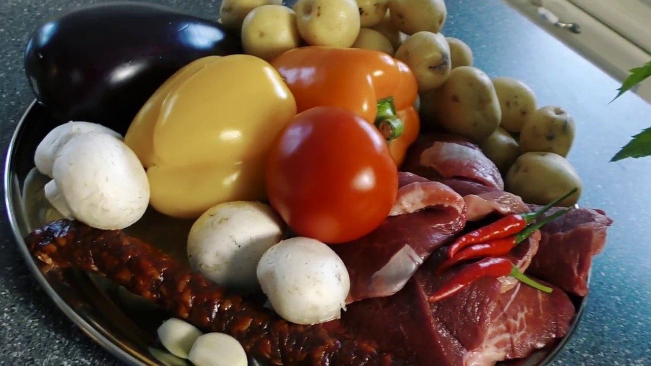 Мясо запеченное с овощами
