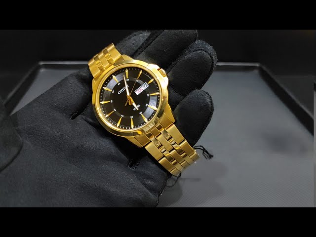 Citizen Japan Golden Color Men's Wrist Watches For Sale In Pakistan With  Day And Date Calender - YouTube