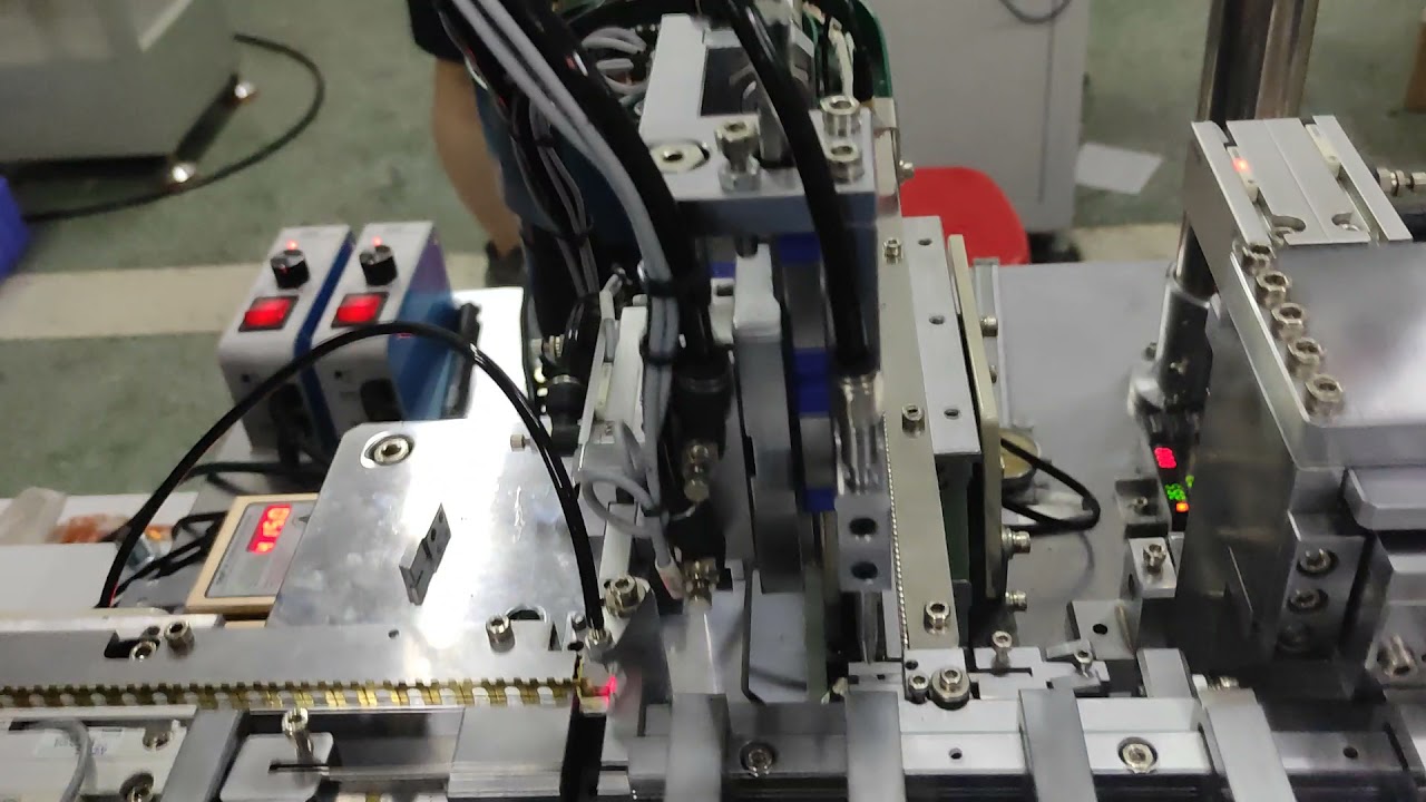 Automated In-line Push Walk Silver Contact Riveting Machine