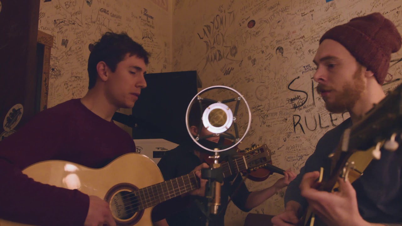 Frances Luke Accord - "Maria" - LIVE Backstage @ The Ark