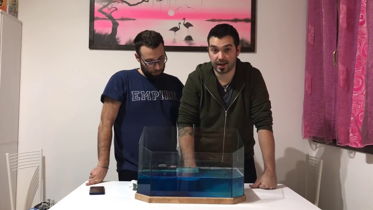 Goo, dip e stick mix in acqua ...dimostrazione Crimax