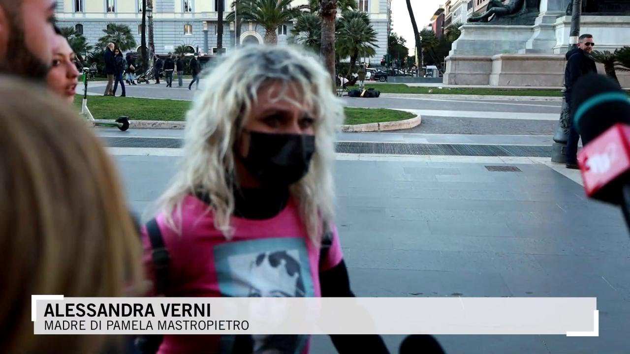 Pamela, la rabbia della madre: 
