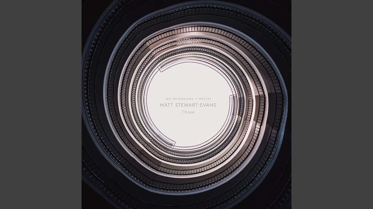 Sleduj Stewart-Evans: Three na YouTube Sleduj Stewart-Evans: Three na YouTube