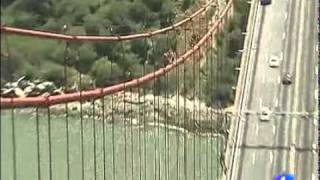 El Puente 25 de Abril cumple 45 años