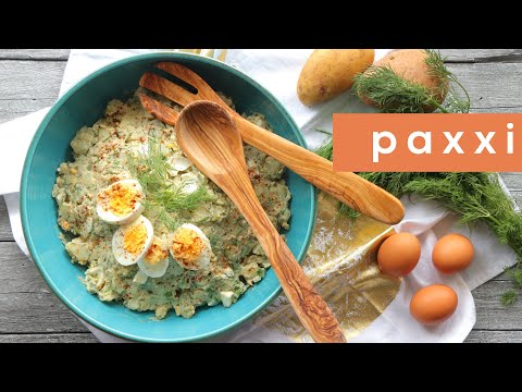 Βίντεο: Σαλάτα με τηγανητό σολομό και αυγά