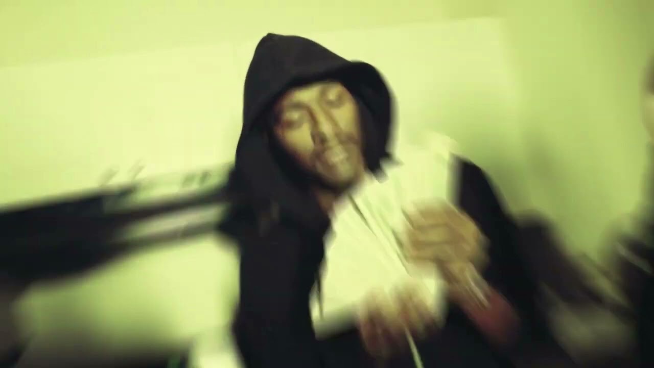 nino paid + sample type beat 2024 - “she won’t go away”