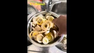 Burmeselocalfood (မုန့်ဟင်းခါး)