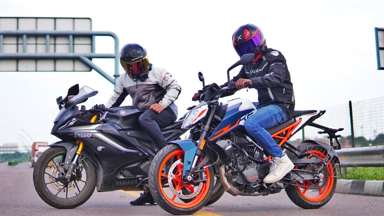 KTM Duke 160 Vs Yamaha R15V4 | New Duke 160 Can Beat R15?😱