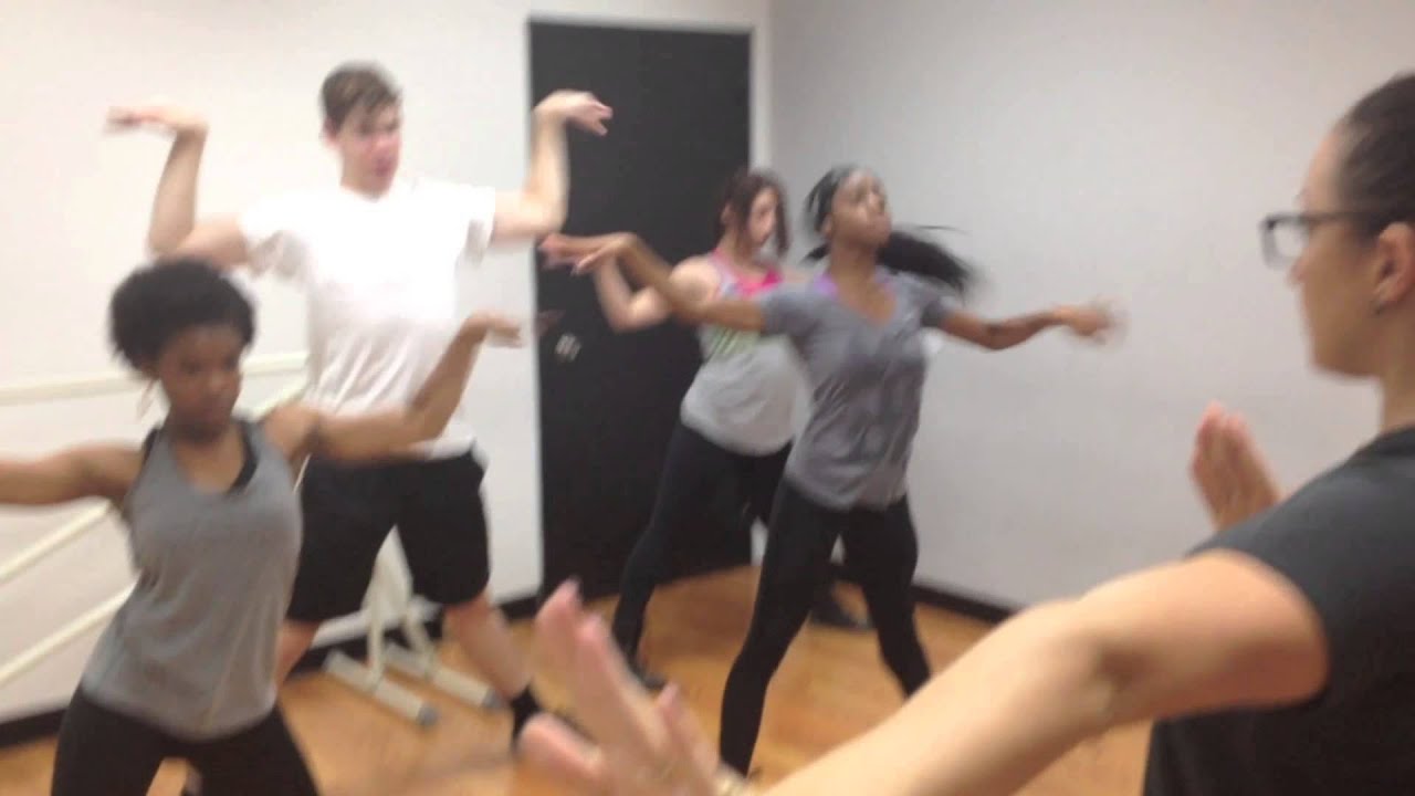 Funktion Advanced Vogue- Hand Performance & Salsa - YouTube