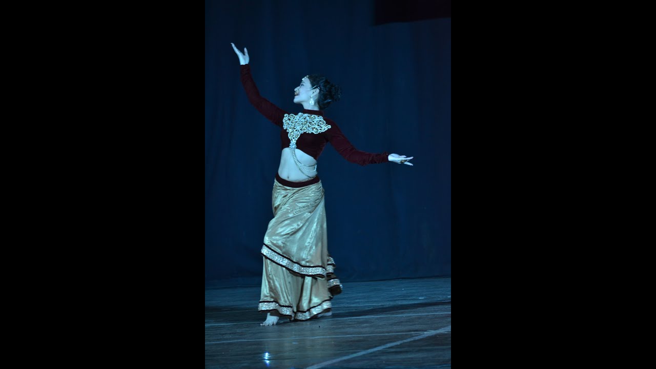 Deewani Mastani by Urvashi Pardeshi