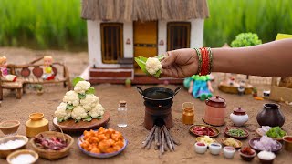 Mini Gobi Chilli - गोबी मिर्च | Street Style Gobi Recipes | Miniature Cooking |The Tiny Foods-Hindi