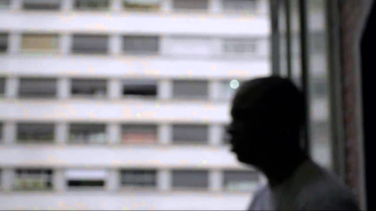 Egresso - Nego E (prod. Laudz / video: Green Alien pt. Remy Yo)