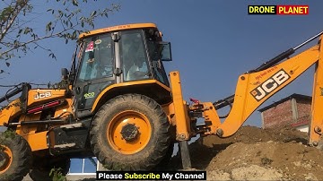 JCB Backhoe 3DX Super Digging Deep In To The Road