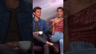 Tom Holland Embarrassed Himself In Front Of Zendaya tiktok txmdaya