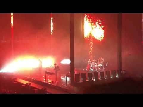 How to Draw / Petrichor - the 1975 LIVE 2019
