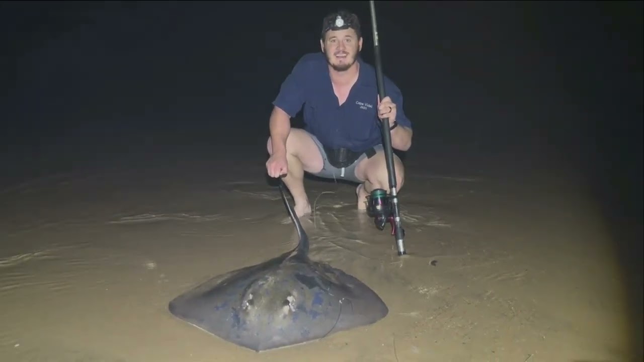 BIG FISH! RICHARDS BAY FISHING & CAMPING! NEW RECORD FISH!