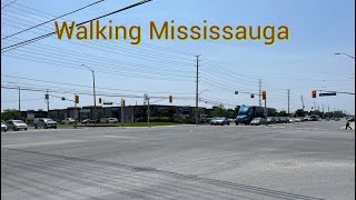 Walking Confederation Parkway in Mississauga City Centre screenshot 4