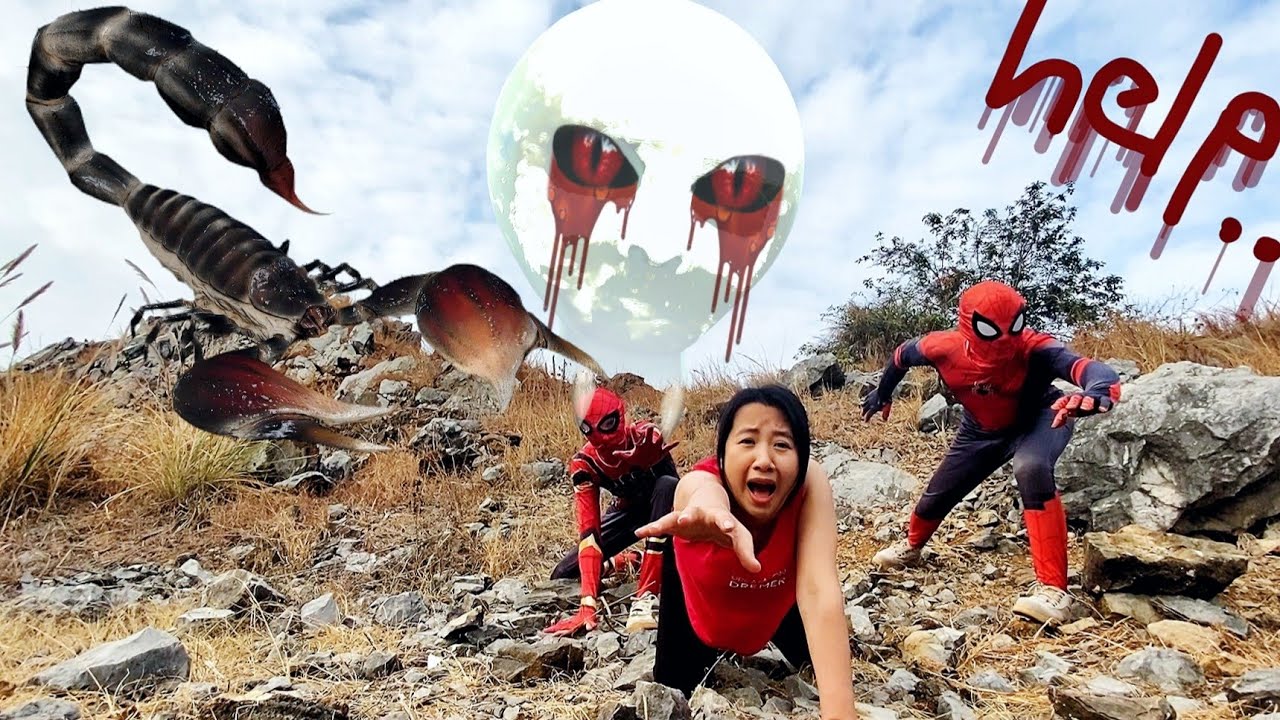 Два Человека-паука помогают молодой девушке противостоять орде монстров в заколдованном лесу.