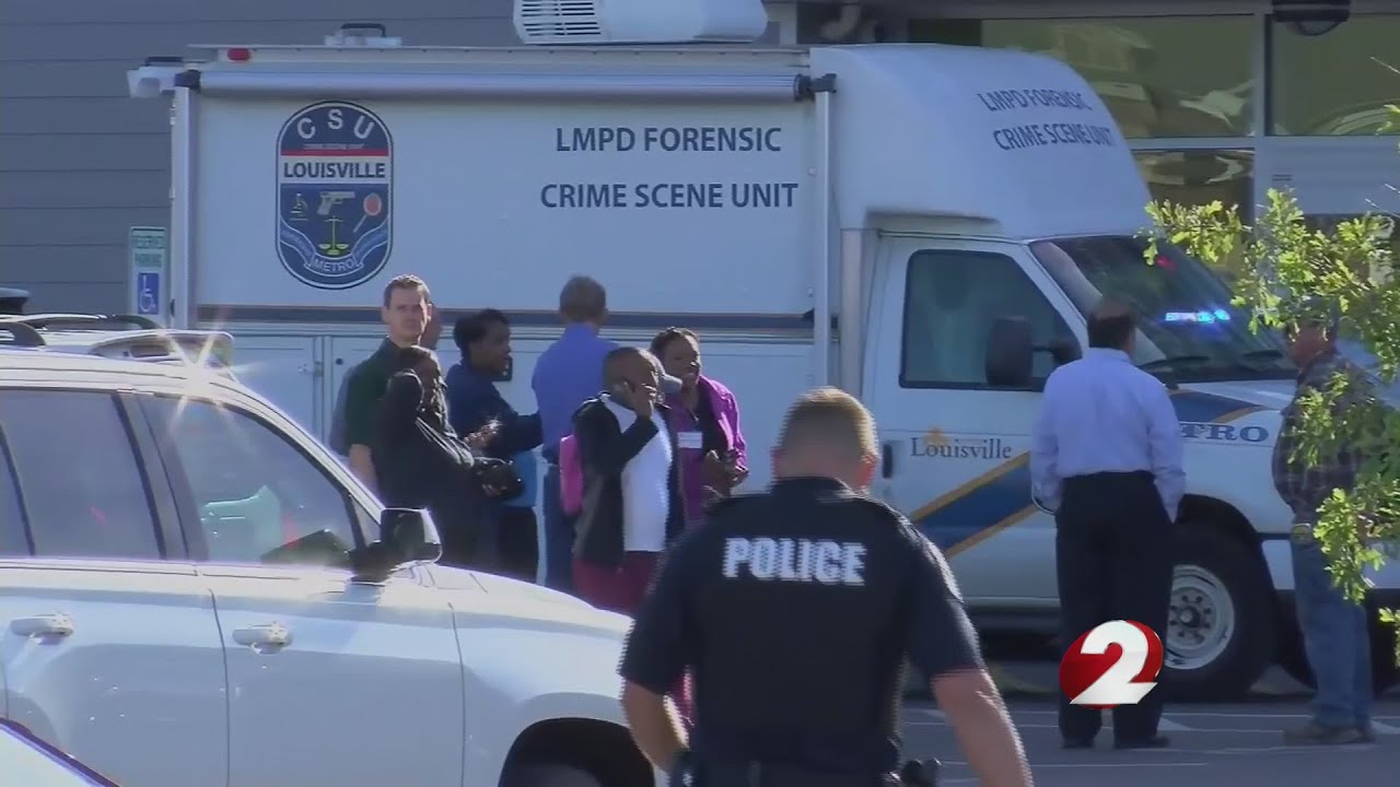 Kroger shooting leaves 2 dead; suspect in custody - YouTube