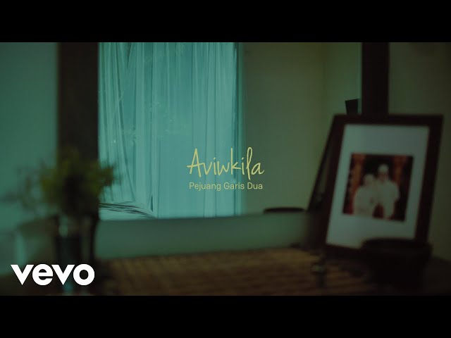 Aviwkila - Pejuang Garis Dua (Official Lyric Video) class=