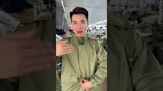Áo mưa Quân đội nhân dân Việt Nam sản xuất, cực bền, đẹp và chống nước tốt.