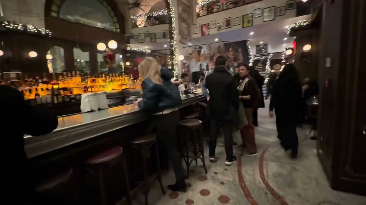 La Grande Boucherie NYC #lagrandeboucherie #newyorkcity #nyceats #french #pommesfrites #champagne