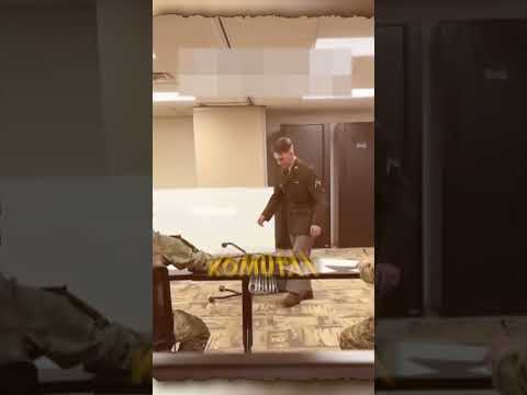 Asker Emirleri Dalga Geçer gibi Uyguluyor..