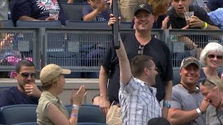 CWS@NYY: Fan catches Castro's flying bat