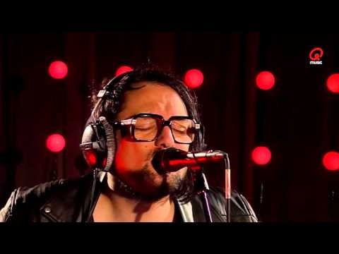Haty Haty - High As The Sun (live bij Q)